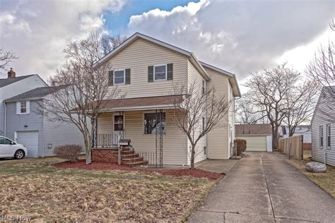 Midas, 6288 Mayfield Rd, Mayfield Heights, OH .